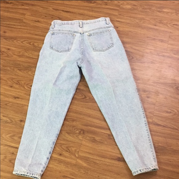 ‼️SOLD‼️ Vintage High Rise Tapered Mom Jeans - Picture 4 of 5
